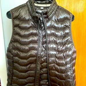 Wrist vest. Brown gray color. Large